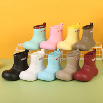 Ultra-light Rubber Children's Rain Boots New Children's Kindergarten Rain Boots Baby Non-slip Soft Soled Rubber Water Shoes